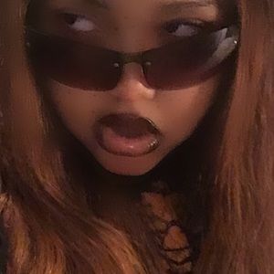 Meet your Posher, Khyrsten